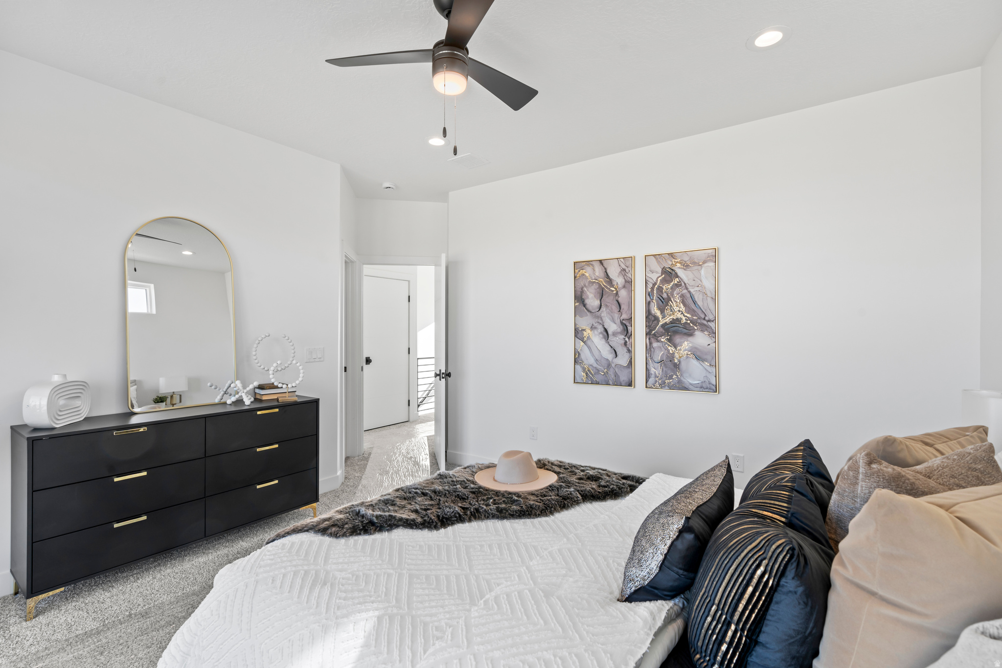 FAIRWAYS TOWNHOMES - Residential