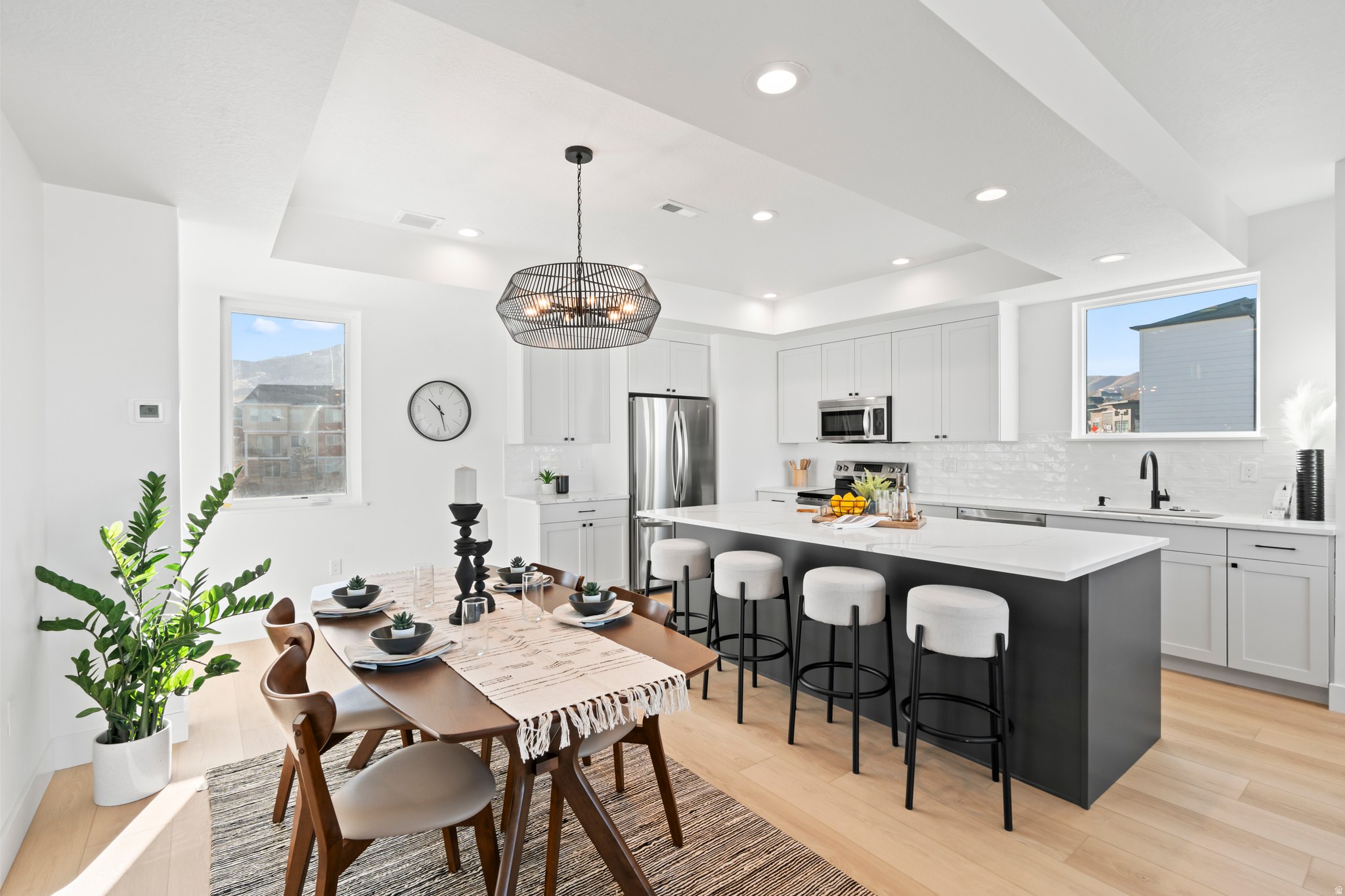 FAIRWAYS TOWNHOMES - Residential