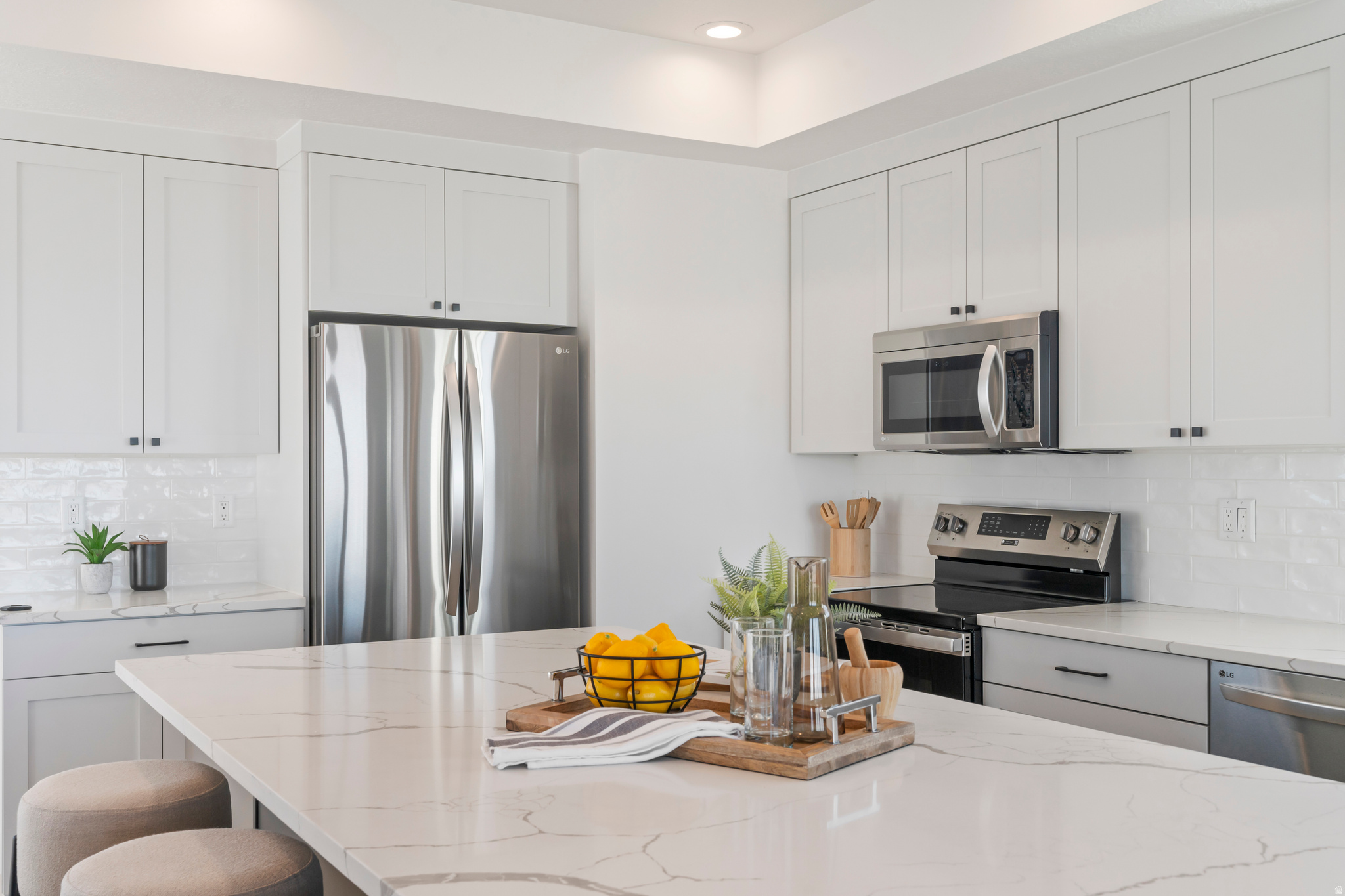 FAIRWAYS TOWNHOMES - Residential