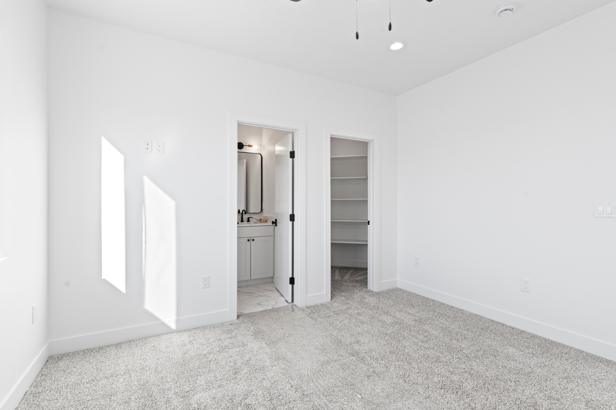 FAIRWAYS TOWNHOMES - Residential