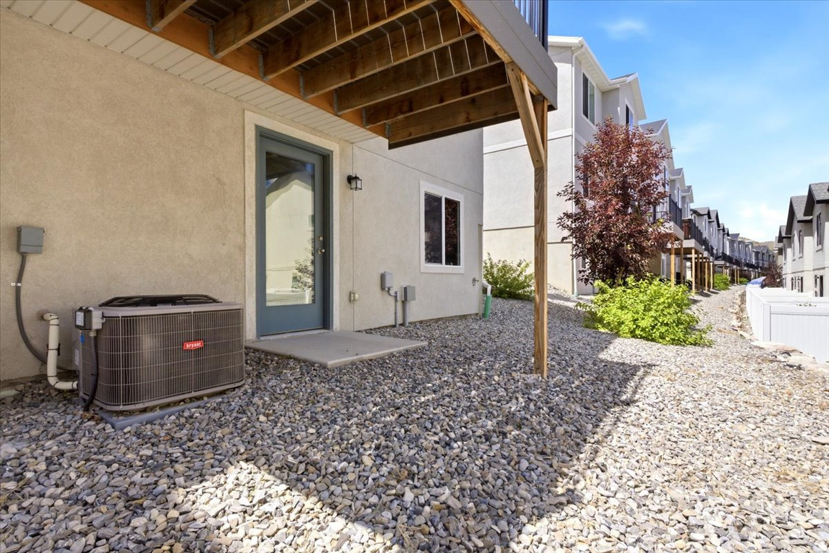 LITTLE VALLEY GATEWAY - Residential