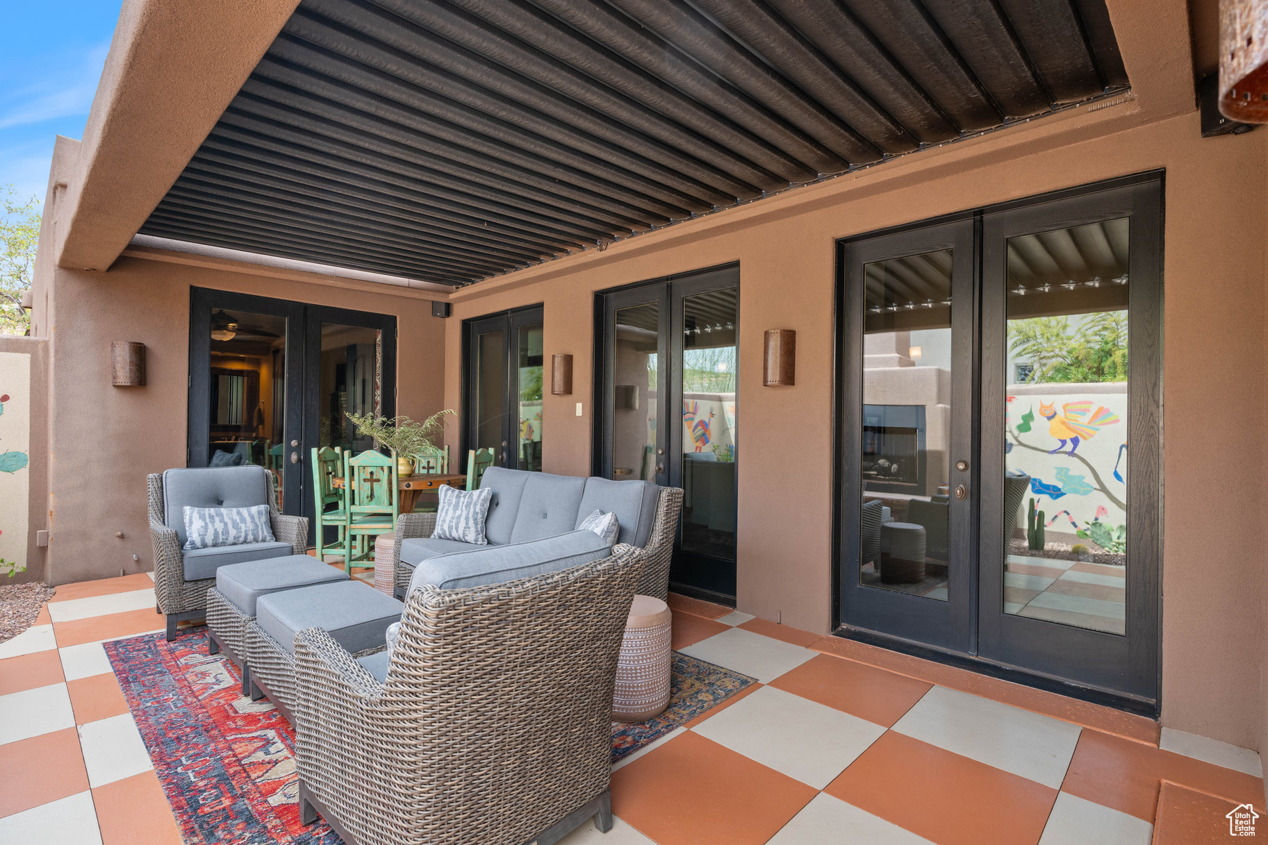 ENTRADA - Residential