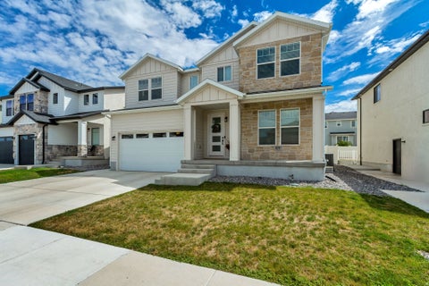 Photo of 67 S KEAKI WOOD, Vineyard, UT 84059 (MLS # 2181103)