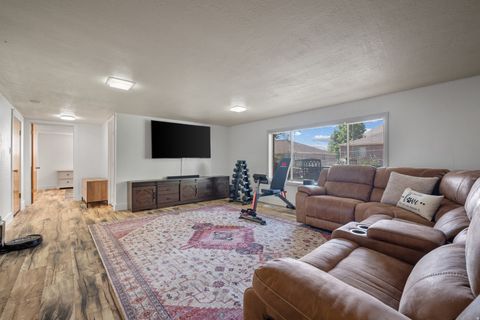Tiny photo for 1185 E HILLCREST DR, Springville, UT 84663 (MLS # 2134486)