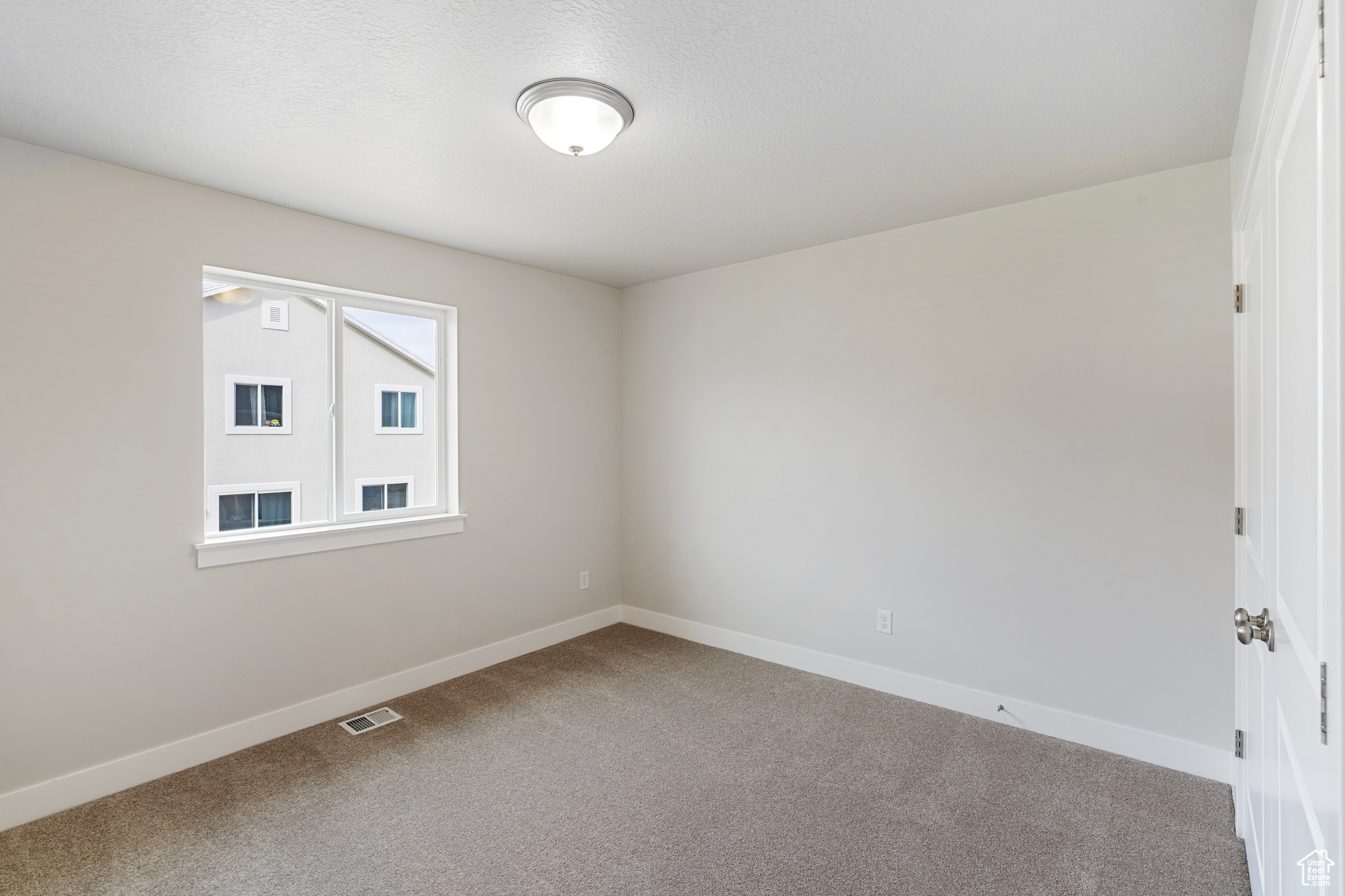 APPLE HOLLOW AT THE ORCHARDS - Residential