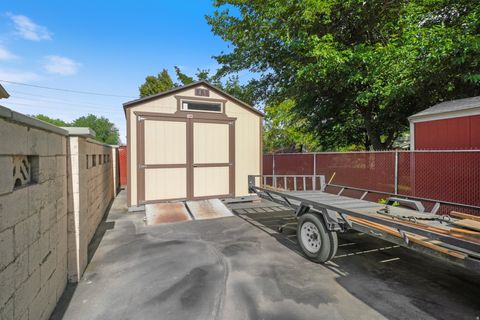 Tiny photo for 5572 S AVALON DR, Murray, UT 84107 (MLS # 2145791)