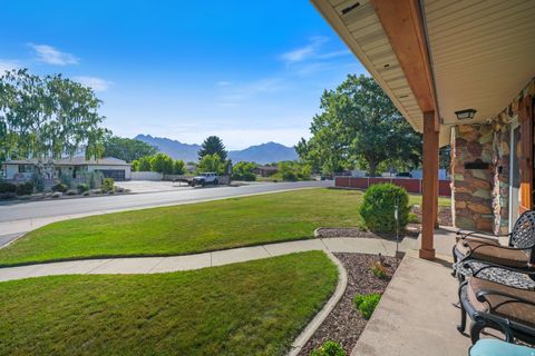 Tiny photo for 5572 S AVALON DR, Murray, UT 84107 (MLS # 2145791)