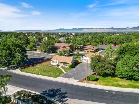 Tiny photo for 5572 S AVALON DR, Murray, UT 84107 (MLS # 2145791)
