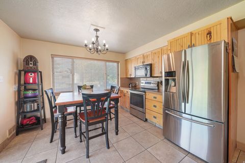 Tiny photo for 5572 S AVALON DR, Murray, UT 84107 (MLS # 2145791)