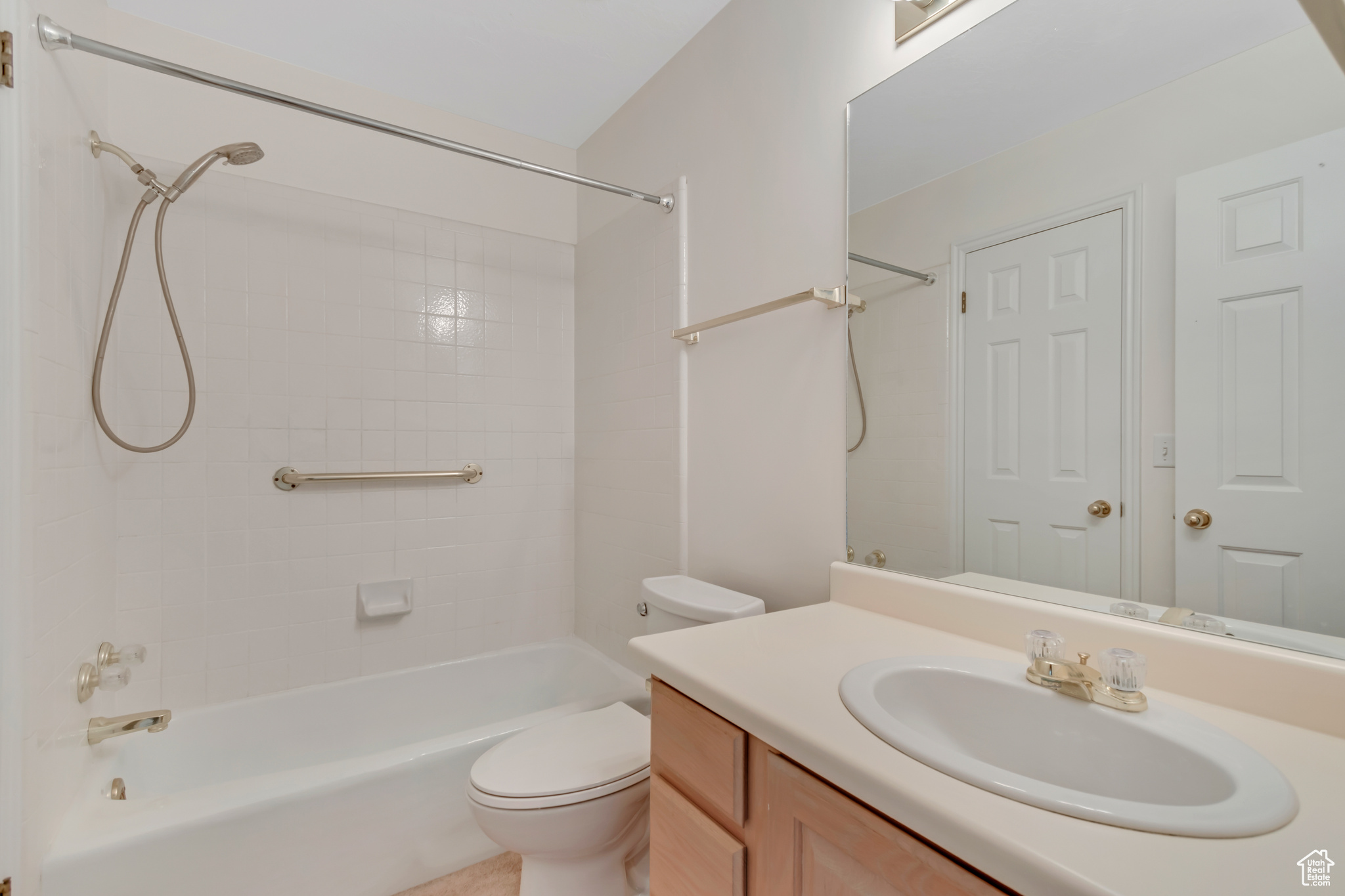 CORNERSTONE CONDO - Residential