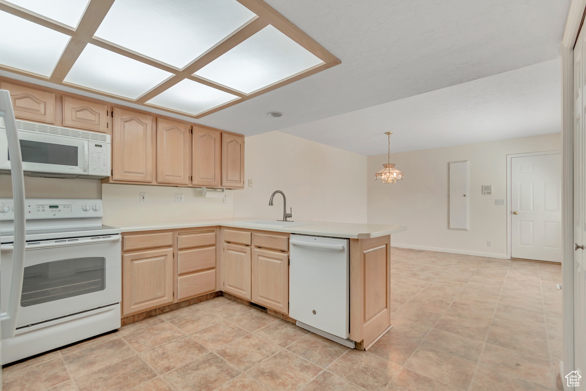 CORNERSTONE CONDO - Residential