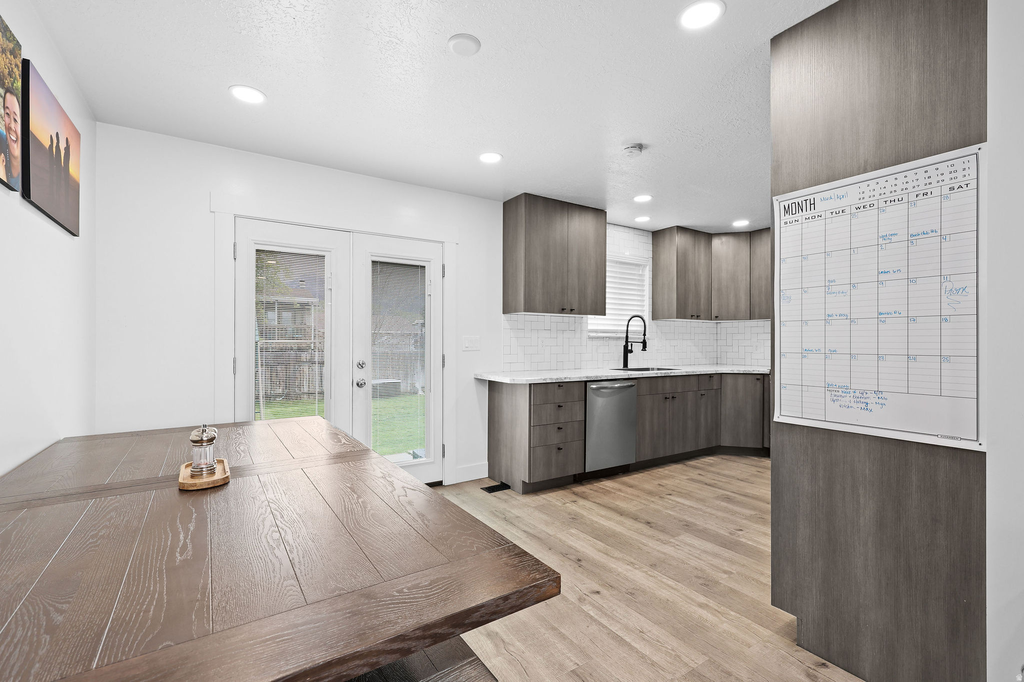 SHERWOOD MEADOWS - Residential