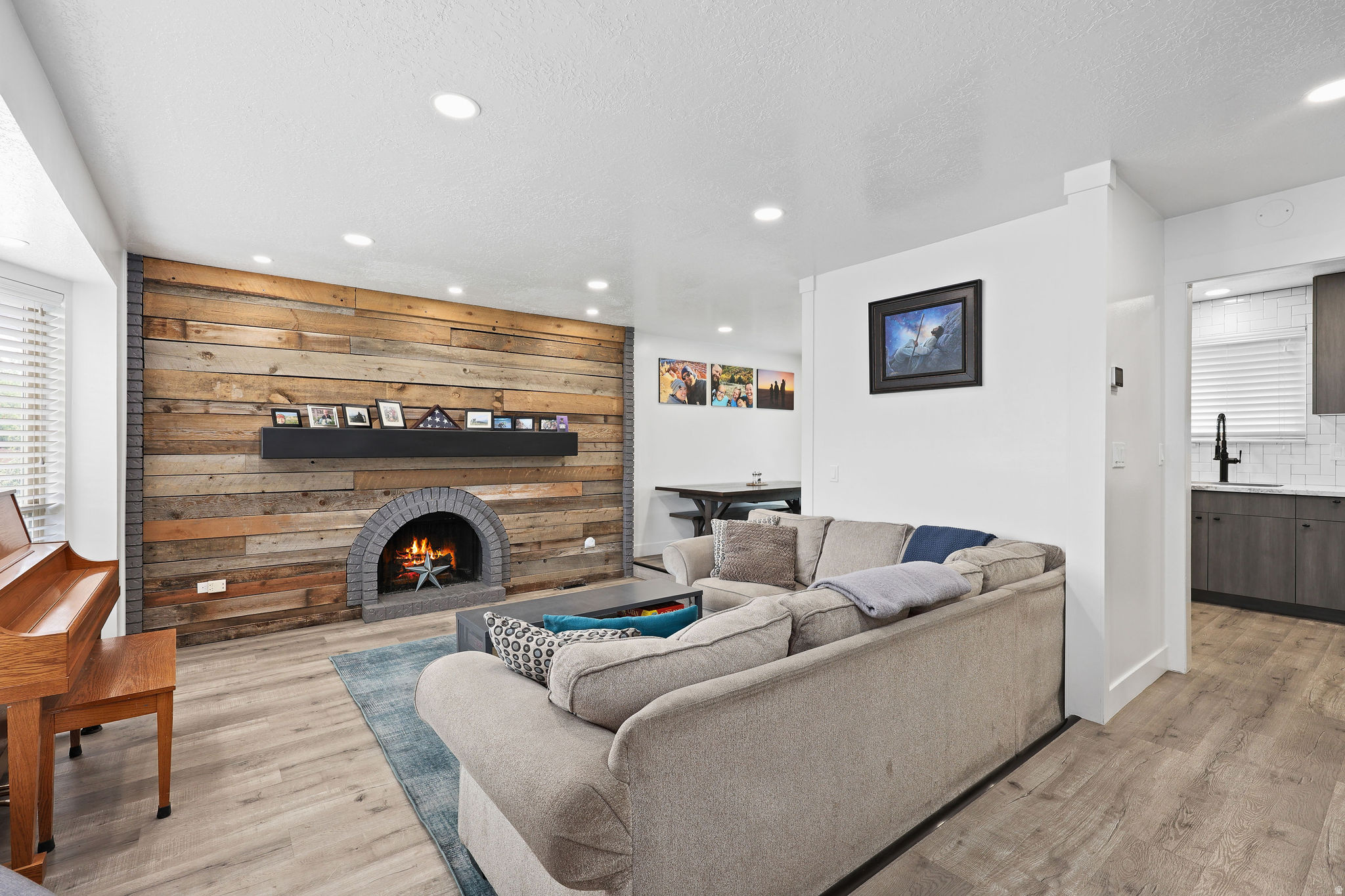 SHERWOOD MEADOWS - Residential