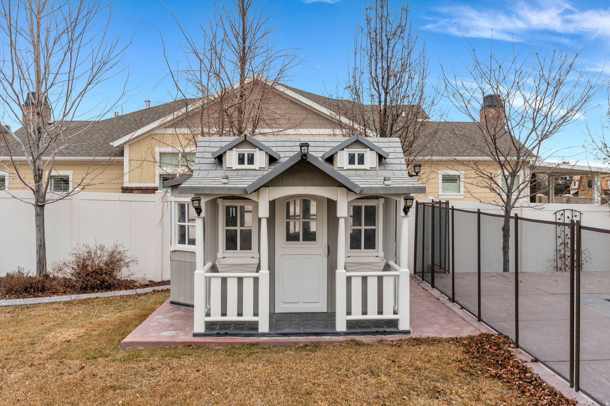 JONES MEADOWS - Residential