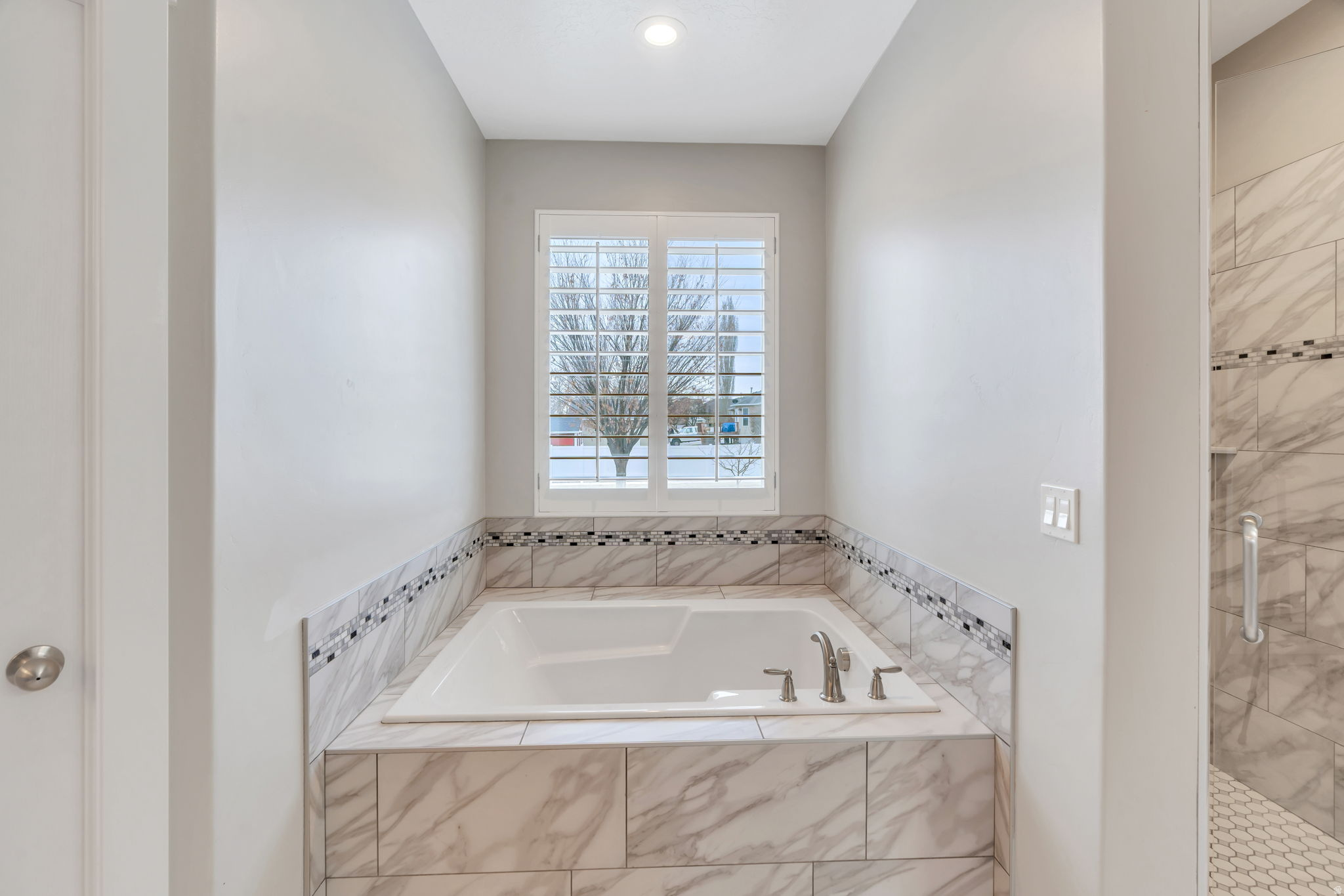 JONES MEADOWS - Residential