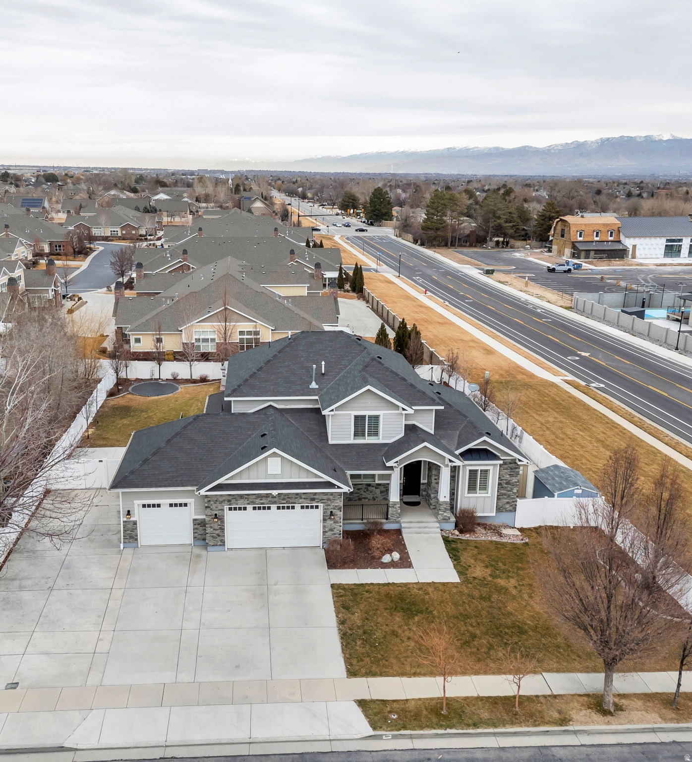 JONES MEADOWS - Residential