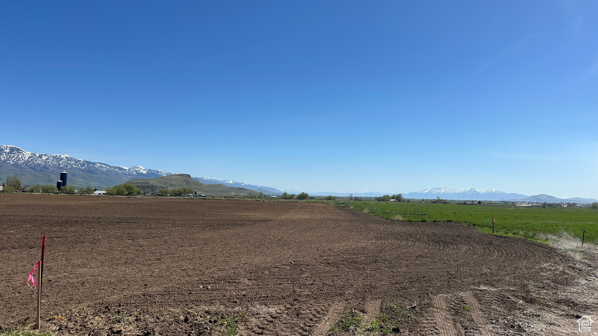 WHITNEY BUSINESS PARK - Land