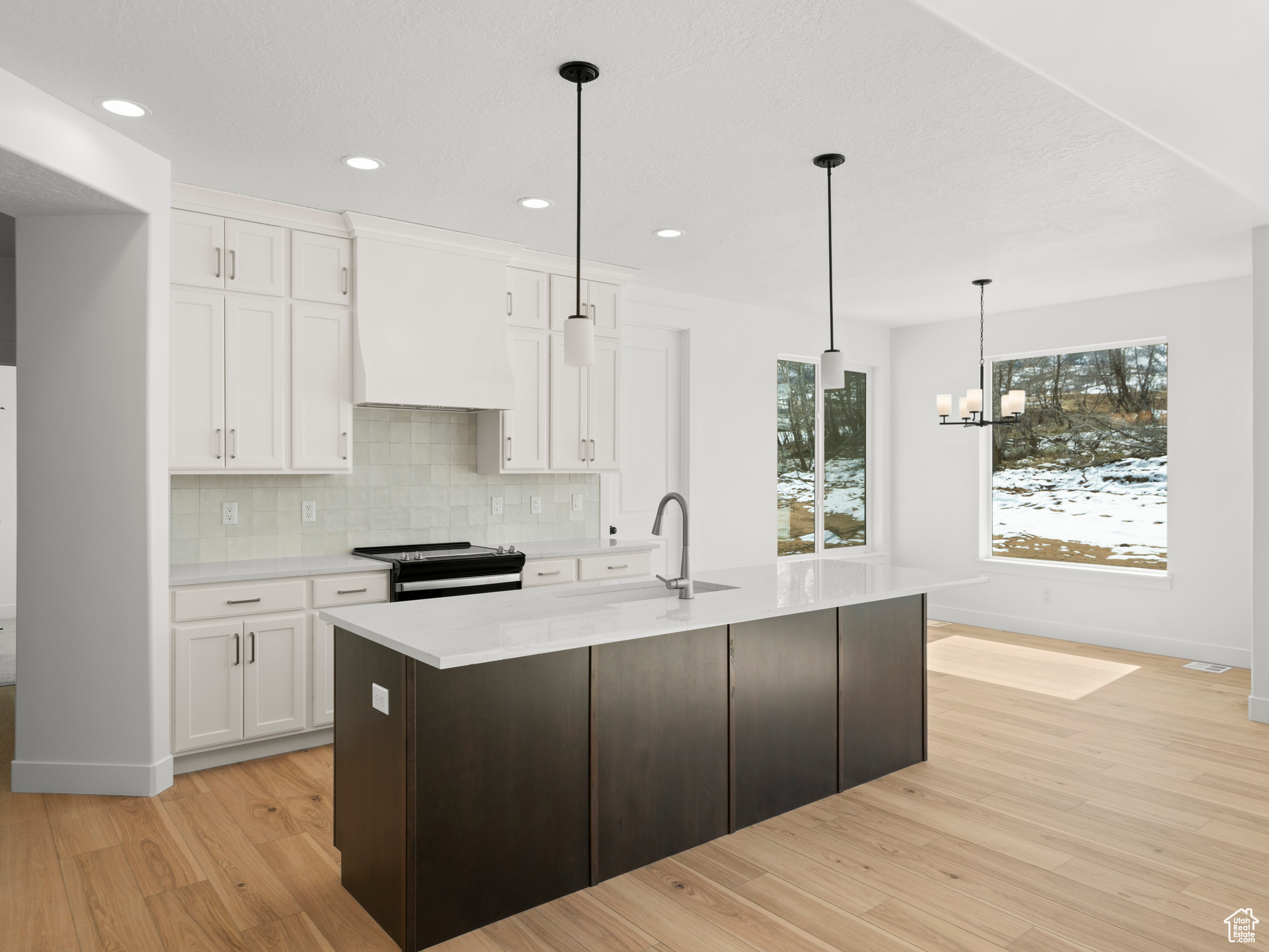 154 E Bardsley Way #9, Salem, Utah image 32