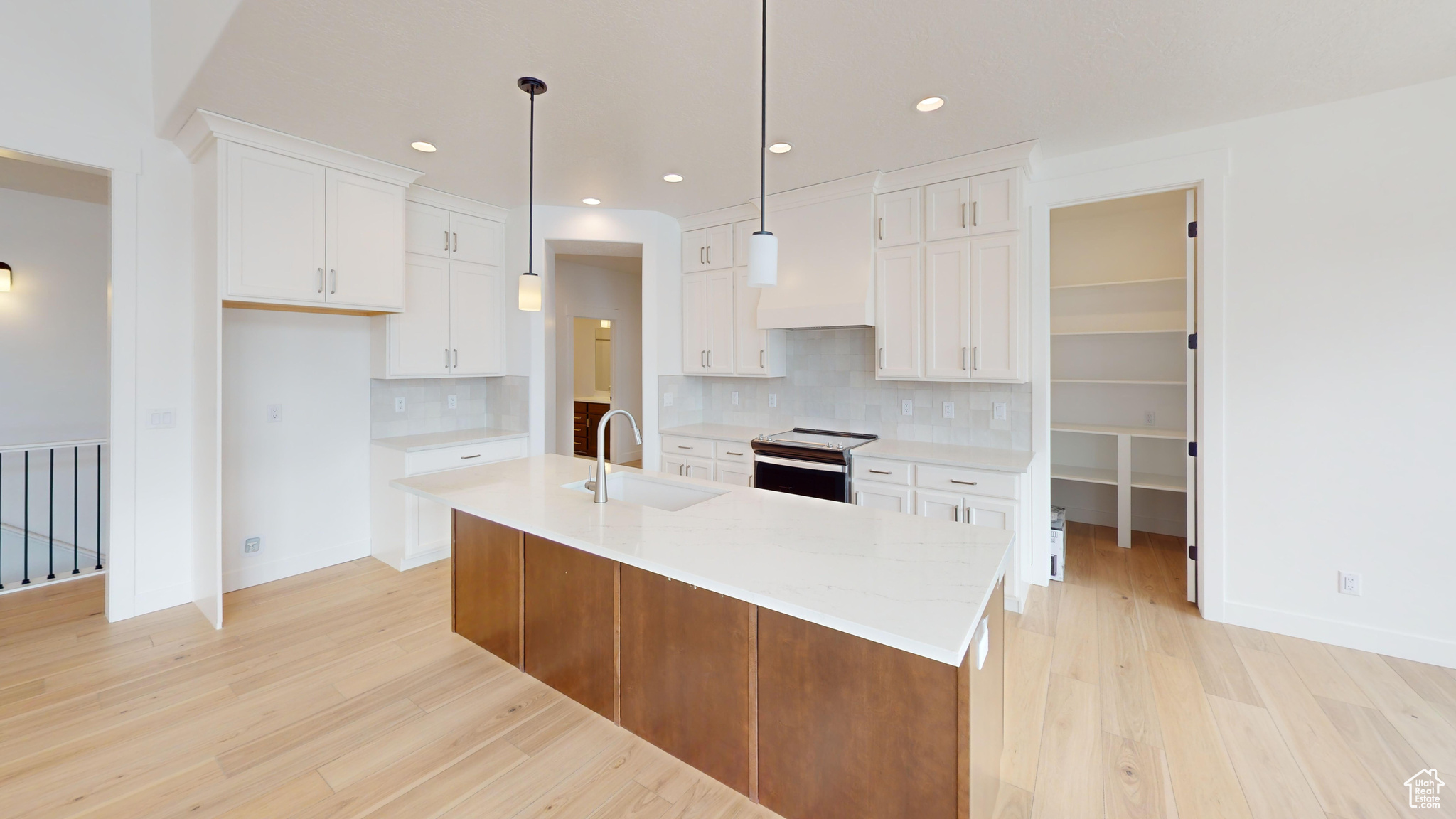 154 E Bardsley Way #9, Salem, Utah image 4