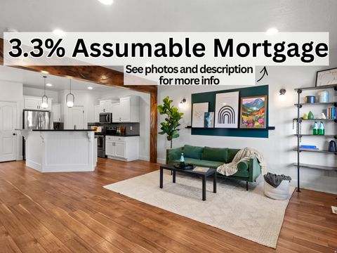 Photo of 10919 TOWN CENTER BLVD, Highland, UT 84003 (MLS # 2126958)