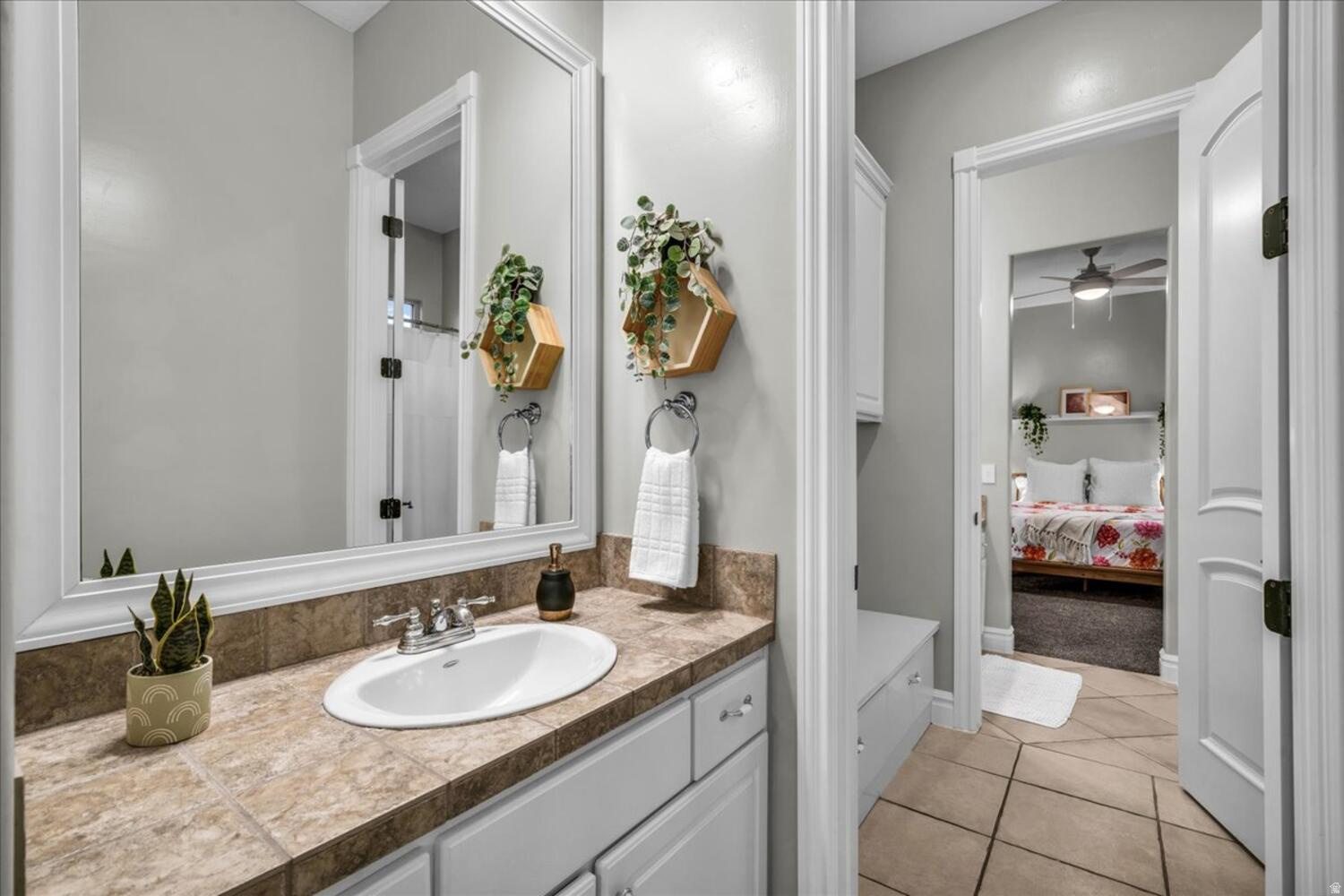 CRIMSON CLIFFS 2 - Residential