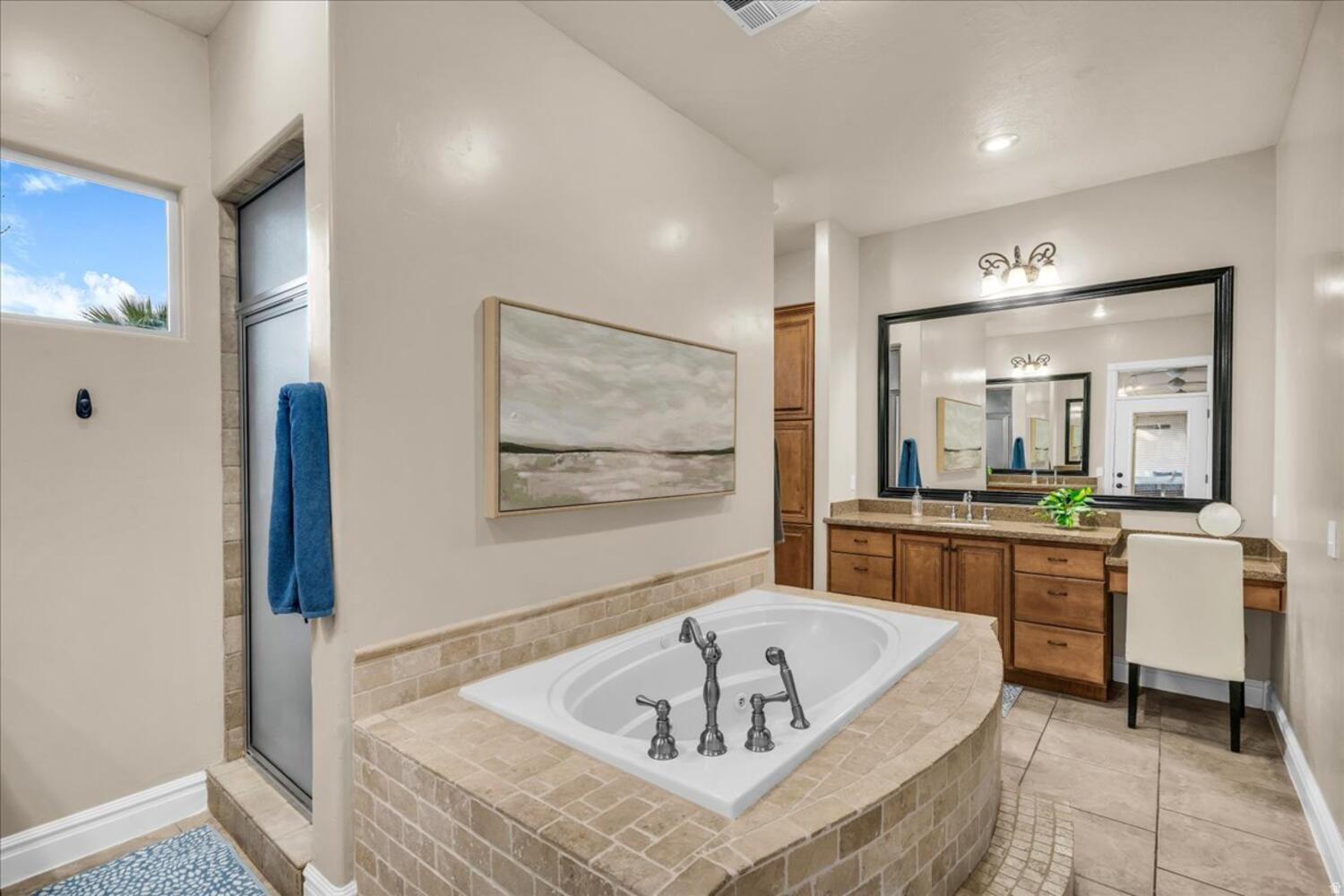 CRIMSON CLIFFS 2 - Residential