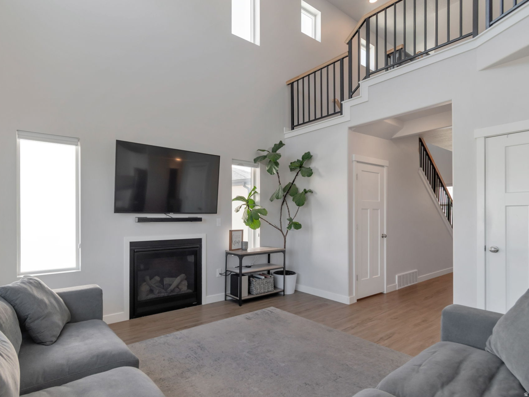 LIBERTY COVE - Residential