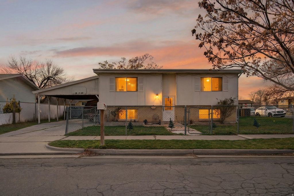 Photo of 1863 W POLARIS WAY, Salt Lake City, UT 84116 (MLS # 2131307)