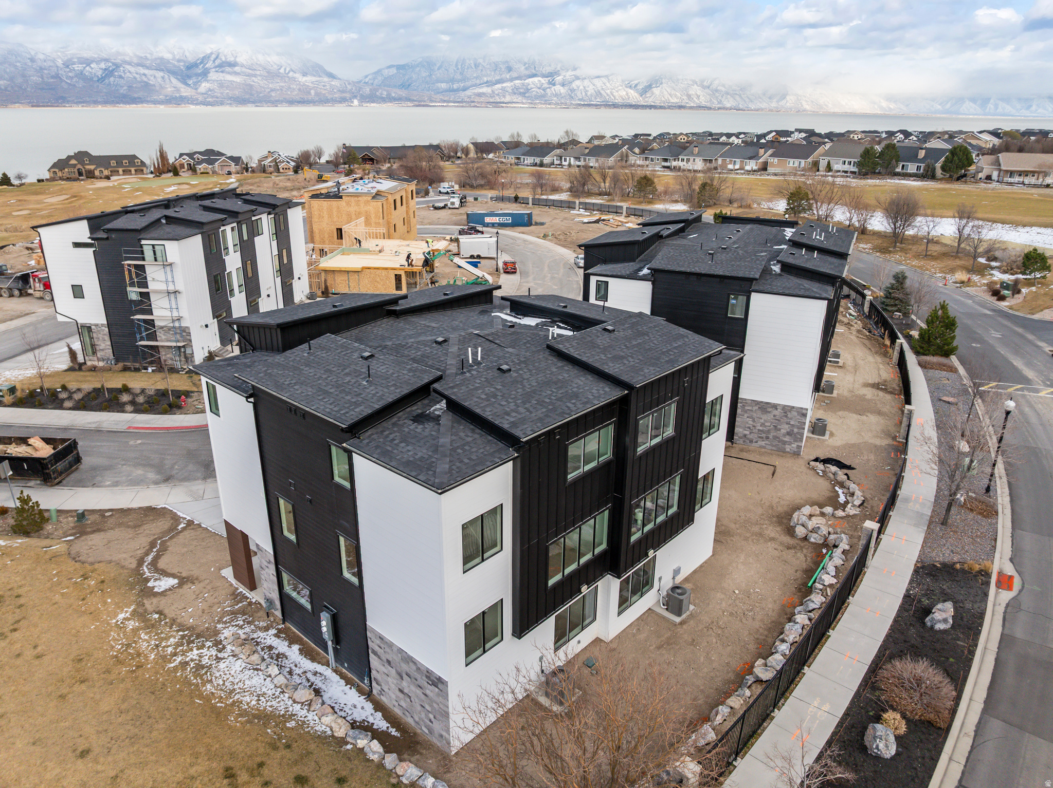 FAIRWAY TOWNHOMES - Residential