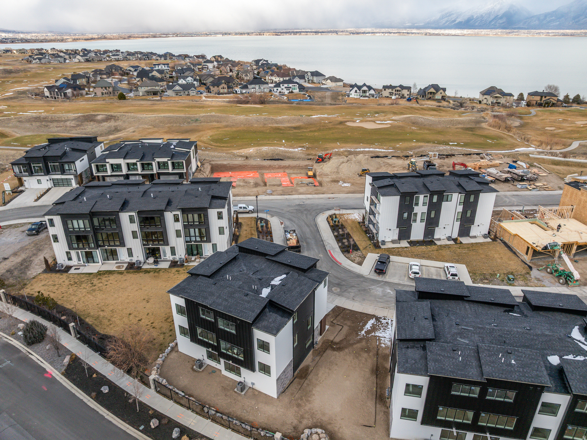 FAIRWAY TOWNHOMES - Residential