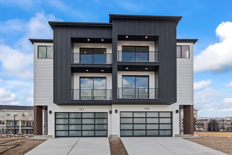 Tiny photo for 107 PALMER LN, Saratoga Springs, UT 84045 (MLS # 2144295)