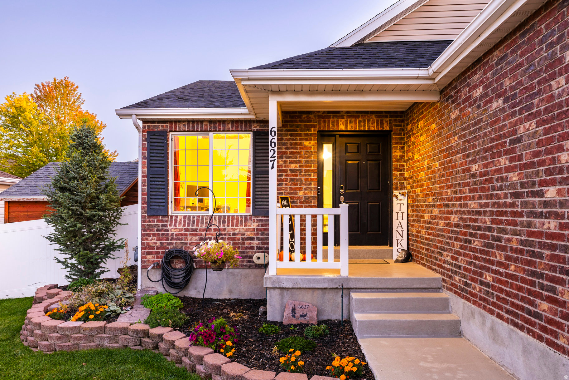 OAKS @ JORDAN HILLS - Residential