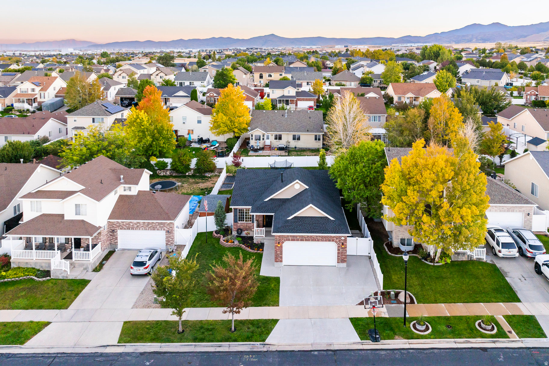 OAKS @ JORDAN HILLS - Residential