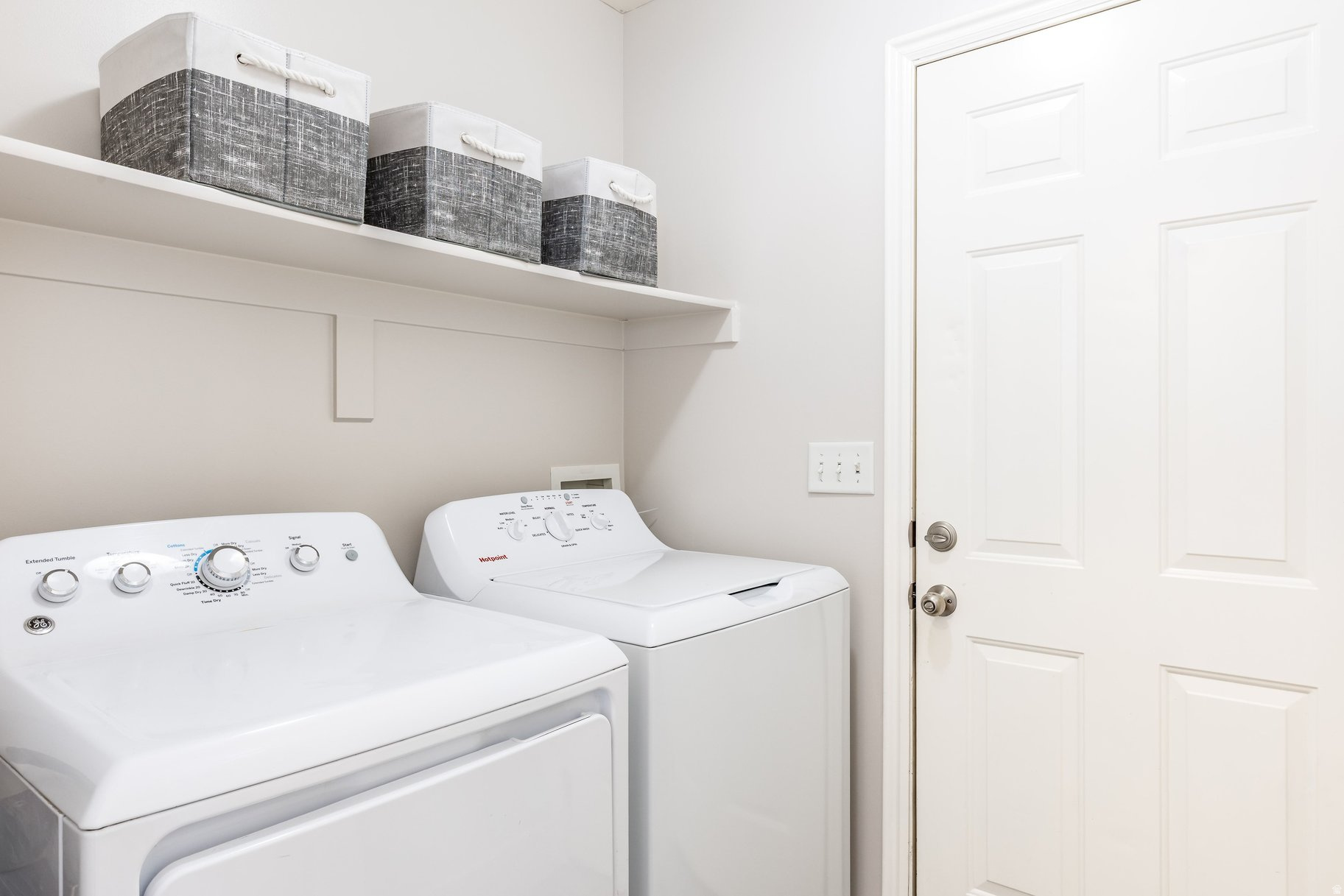 OAKS @ JORDAN HILLS - Residential