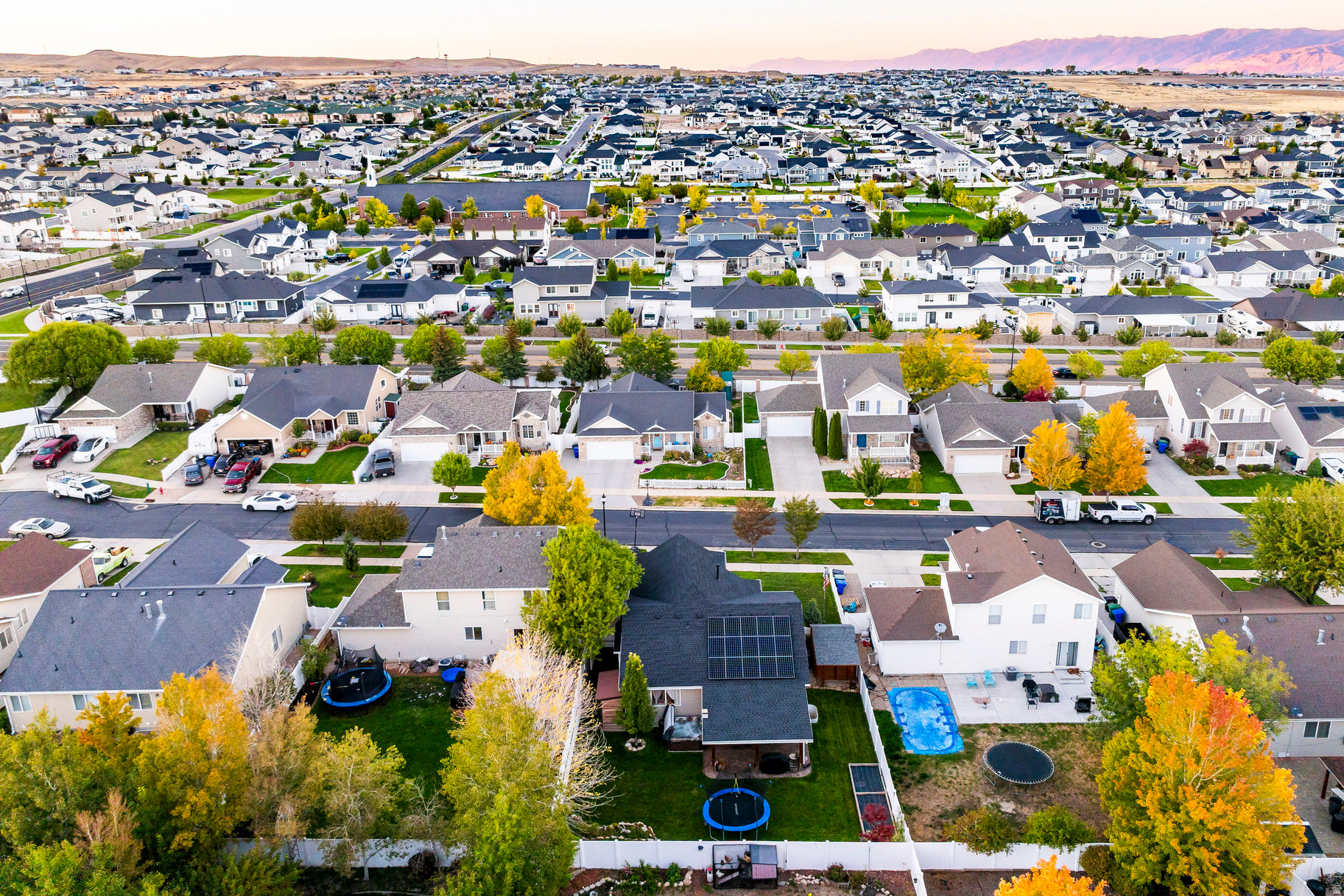 OAKS @ JORDAN HILLS - Residential