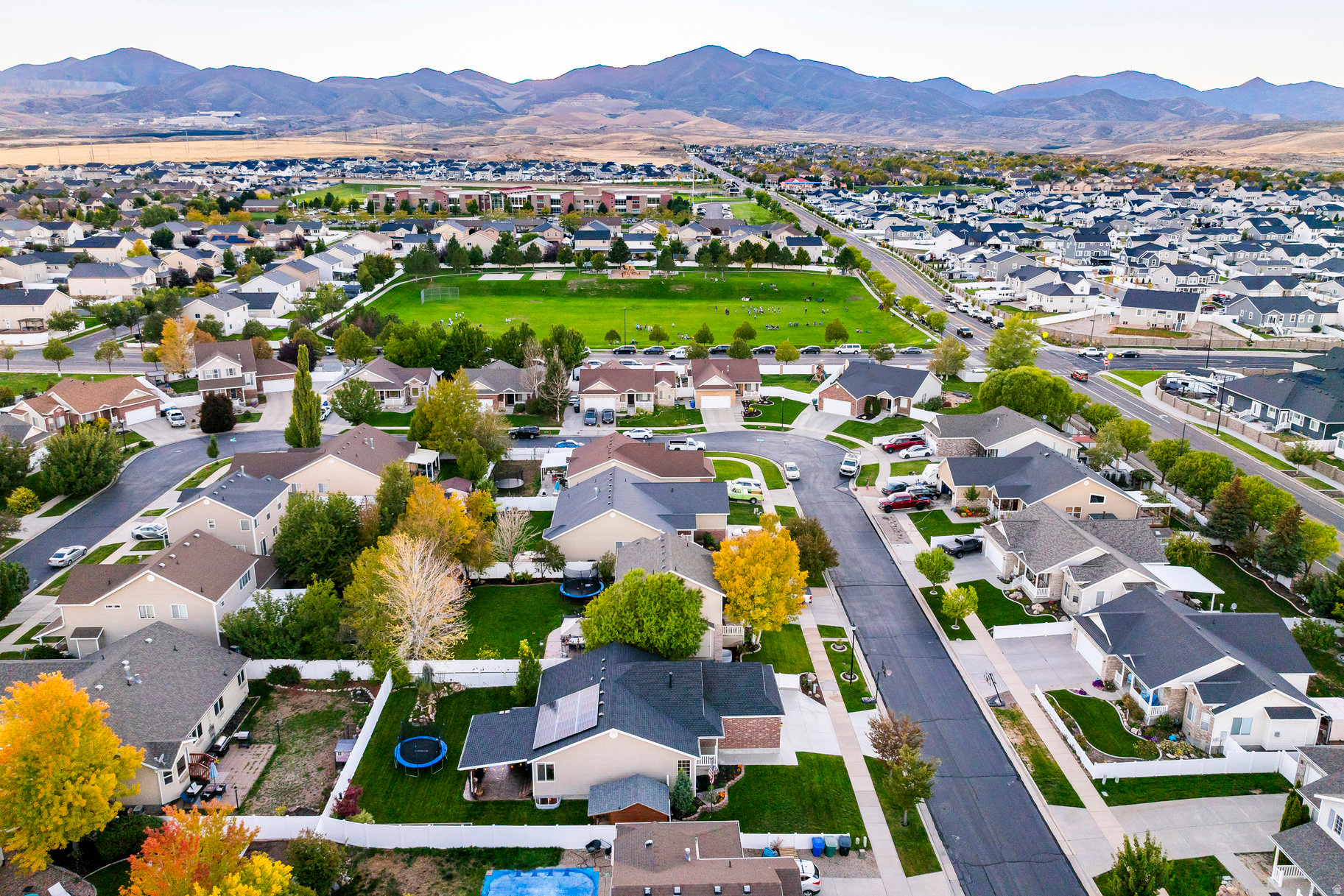 OAKS @ JORDAN HILLS - Residential