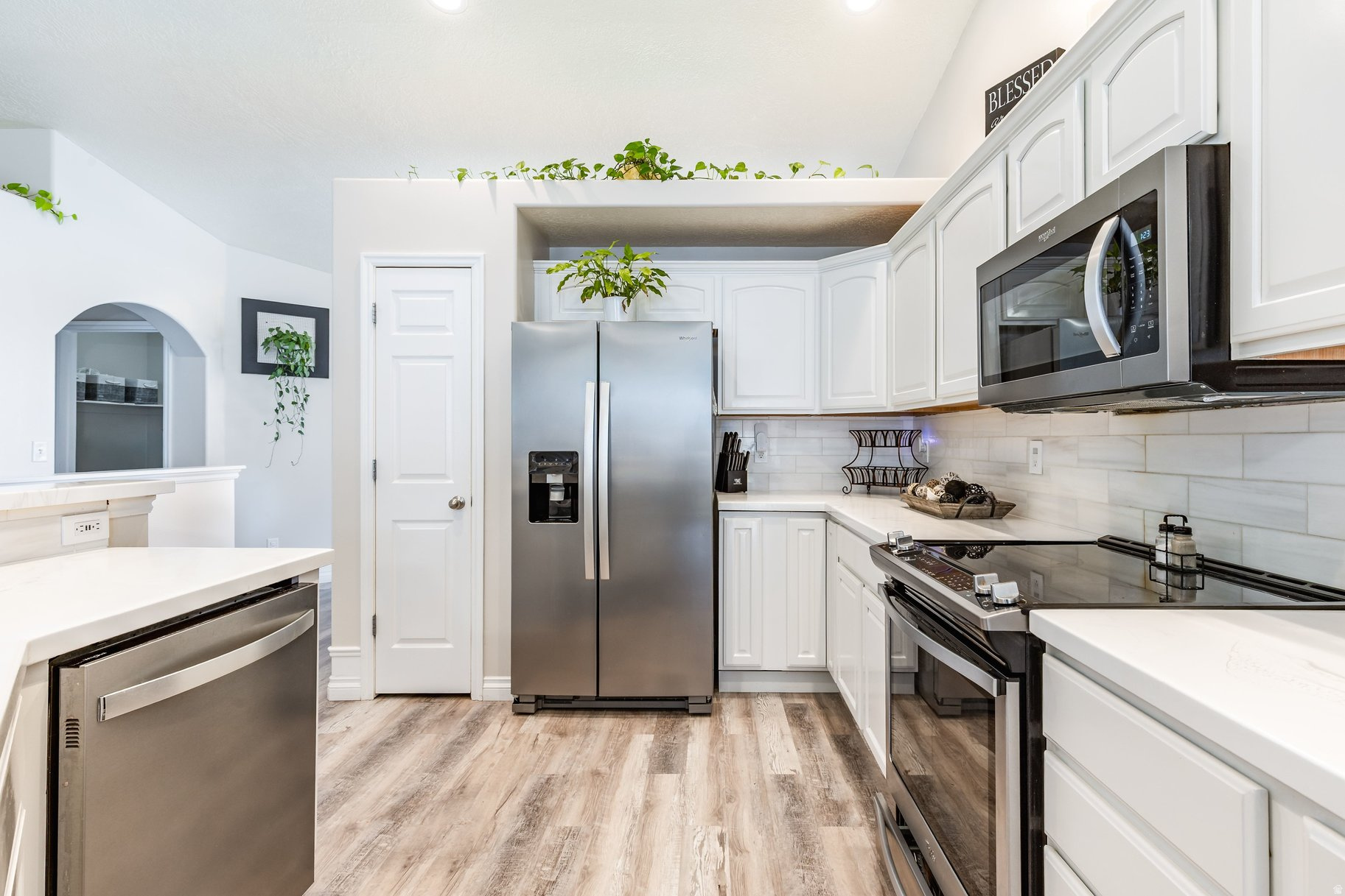 OAKS @ JORDAN HILLS - Residential