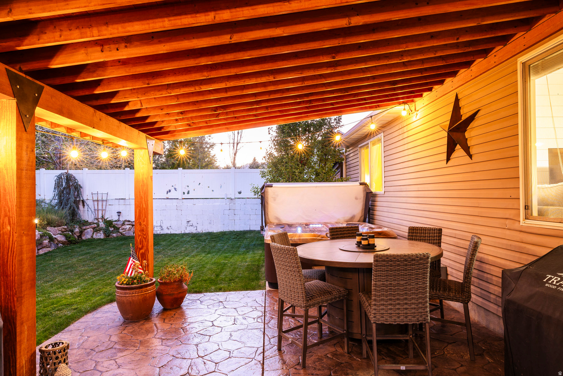 OAKS @ JORDAN HILLS - Residential