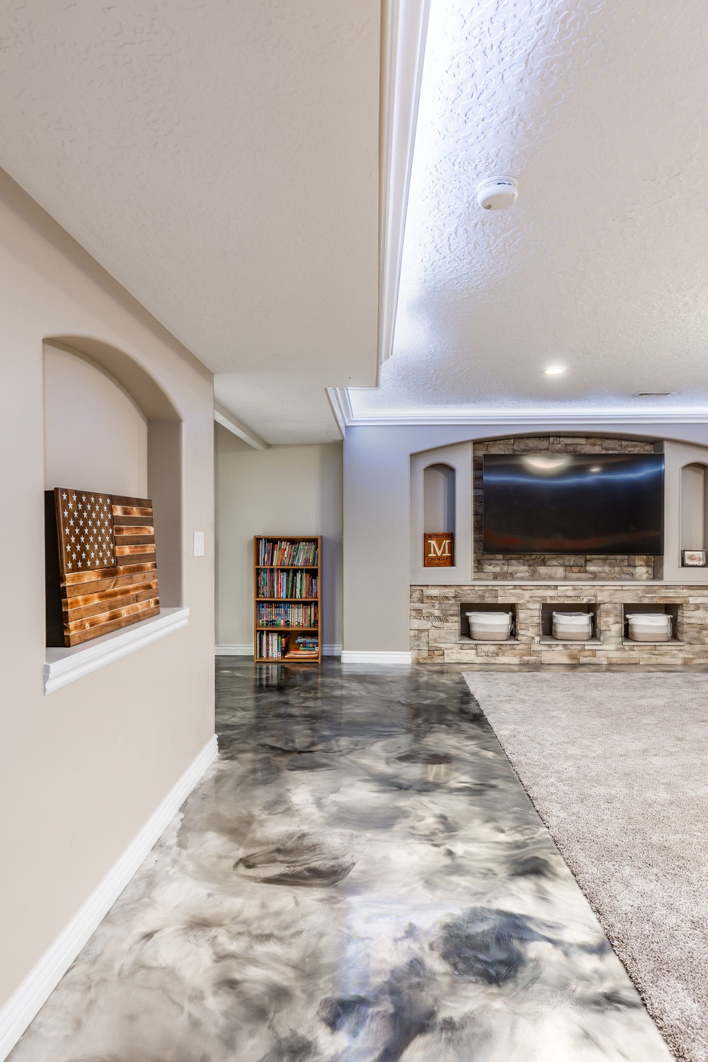 OAKS @ JORDAN HILLS - Residential