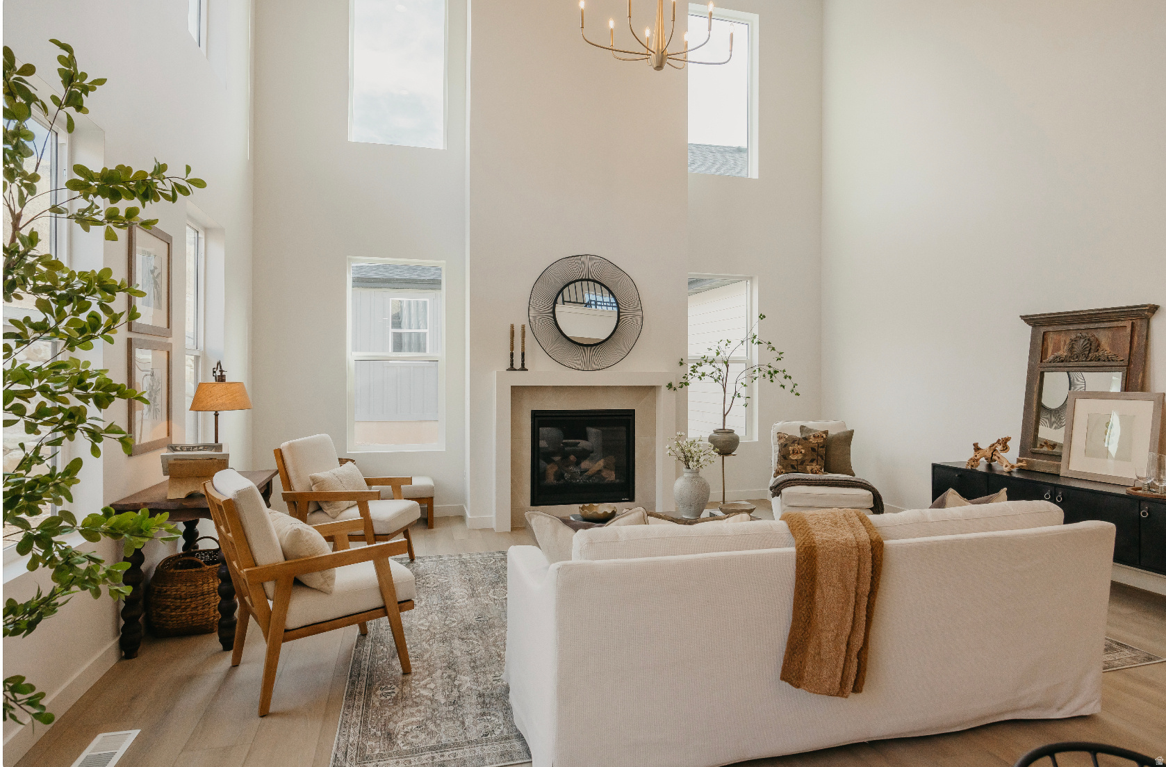 CANYON POINT - Residential