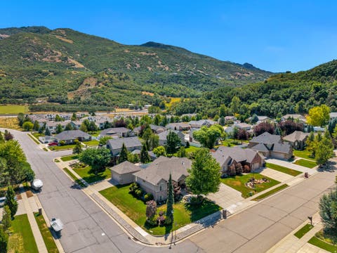 Tiny photo for 8212 S 2560 E, South Weber, UT 84405 (MLS # 2175959)