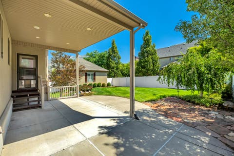 Tiny photo for 8212 S 2560 E, South Weber, UT 84405 (MLS # 2175959)