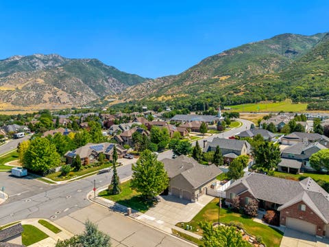 Tiny photo for 8212 S 2560 E, South Weber, UT 84405 (MLS # 2175959)