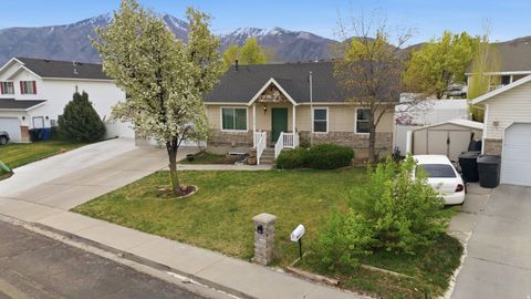 Tiny photo for 1216 E LOAFER VIEW DR, Payson, UT 84651 (MLS # 2147812)