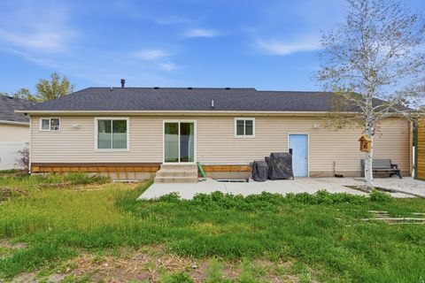 Tiny photo for 1216 E LOAFER VIEW DR, Payson, UT 84651 (MLS # 2147812)