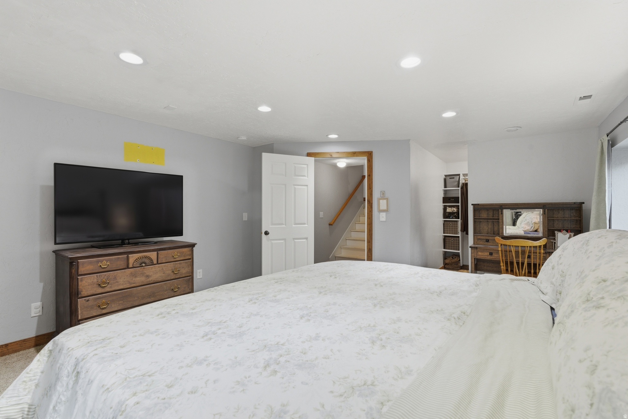 MOUNTAIN VIEW - Residential