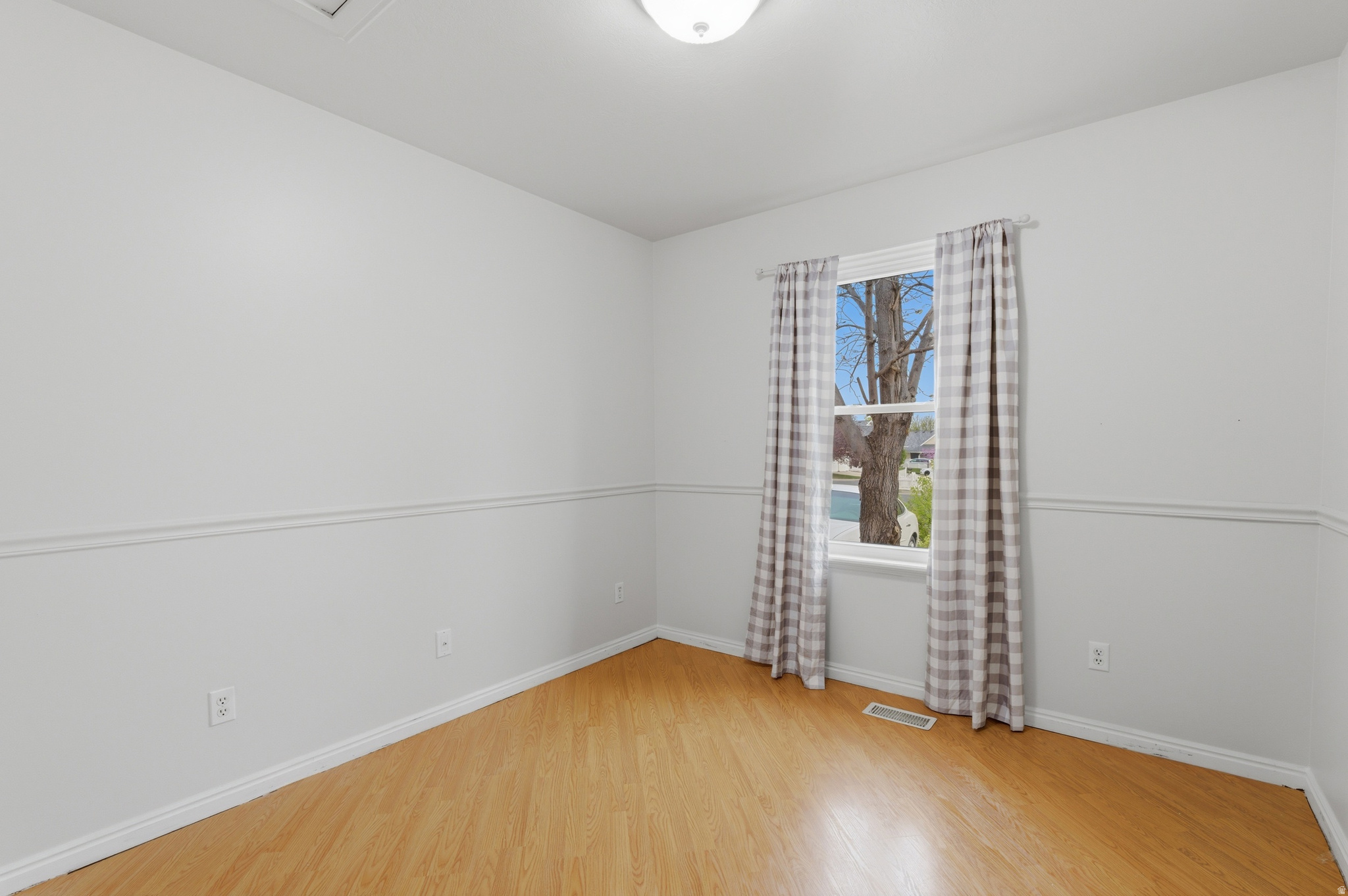 MOUNTAIN VIEW - Residential