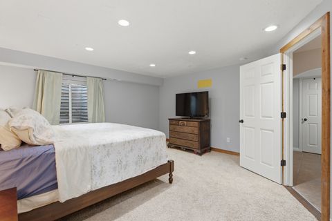 Tiny photo for 1216 E LOAFER VIEW DR, Payson, UT 84651 (MLS # 2147812)