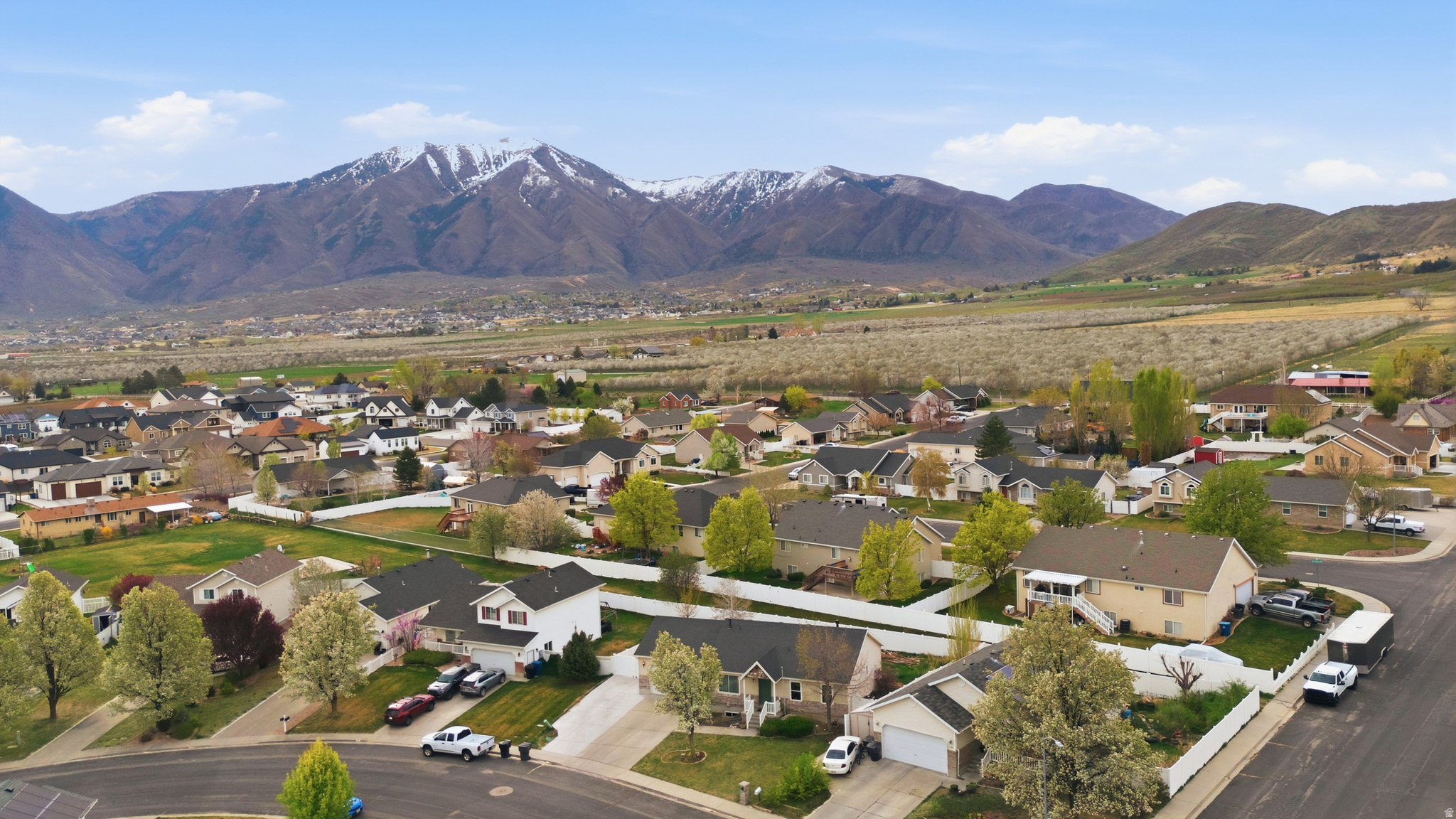 MOUNTAIN VIEW - Residential