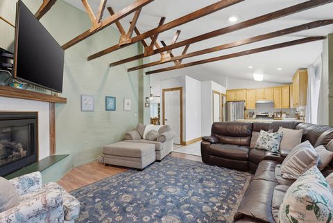 Tiny photo for 1216 E LOAFER VIEW DR, Payson, UT 84651 (MLS # 2147812)